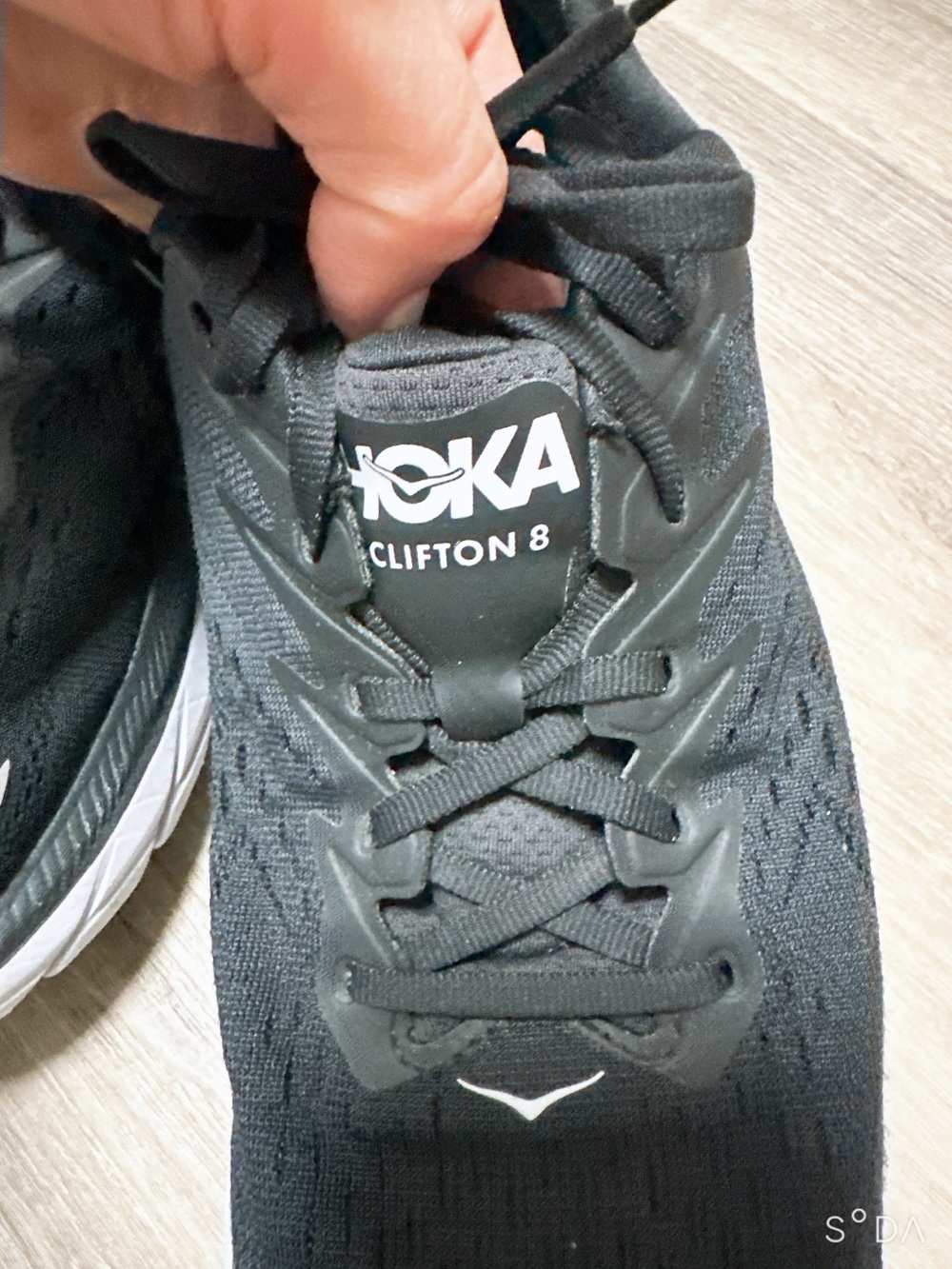 Men’s HOKA Clifton 8 black and white sneakers size 11D - Picture 5 of 6